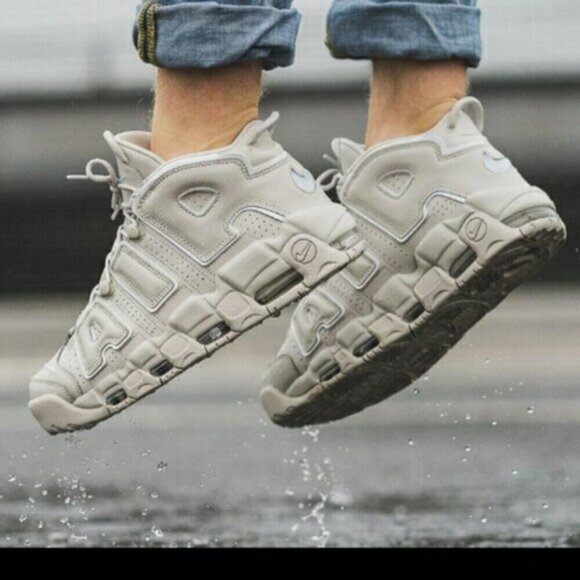 Nike Air More Uptempo GS - 6.5/7US, Light Bone - Picture 4 of 13